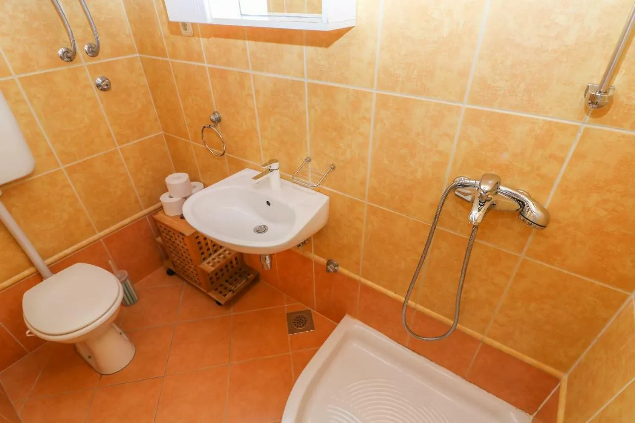 Apartments Ines Baška