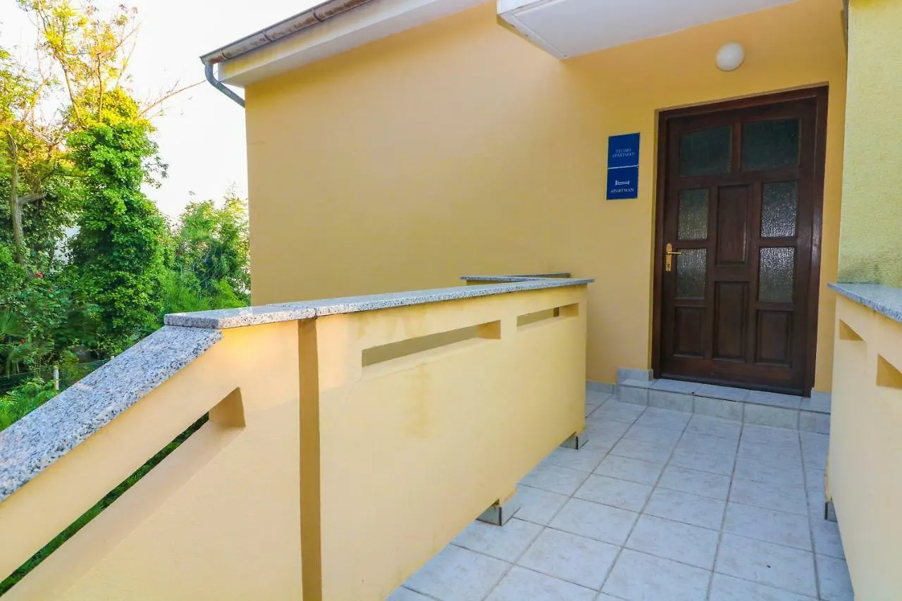 Apartments Ines Baška
